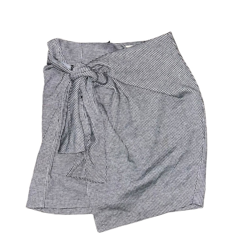Illa Illa Boutique‎ Plaid Knot Mini Skirt Sz M